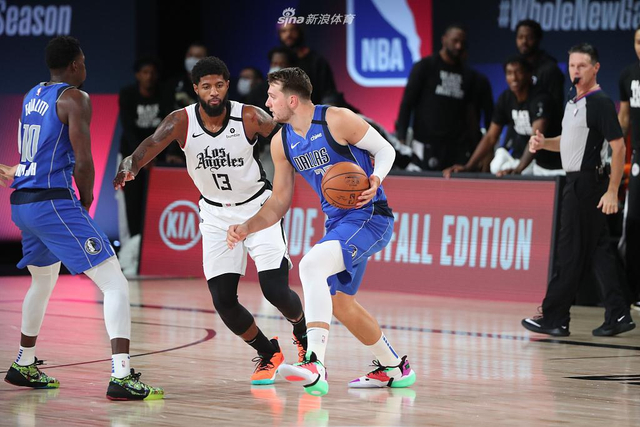 赫罗纳的需 赫罗纳的需