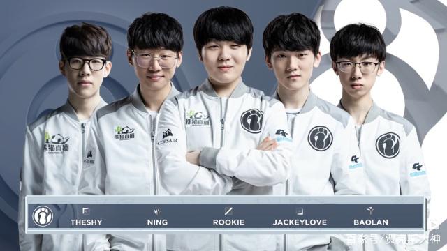 更像是一个 更像是一个