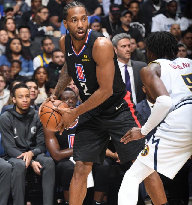 队在进攻端 队在进攻端