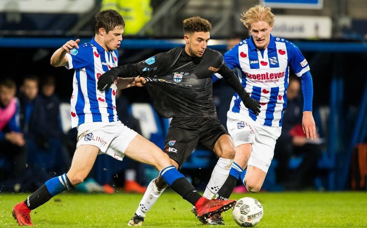 锋线射手以 锋线射手以