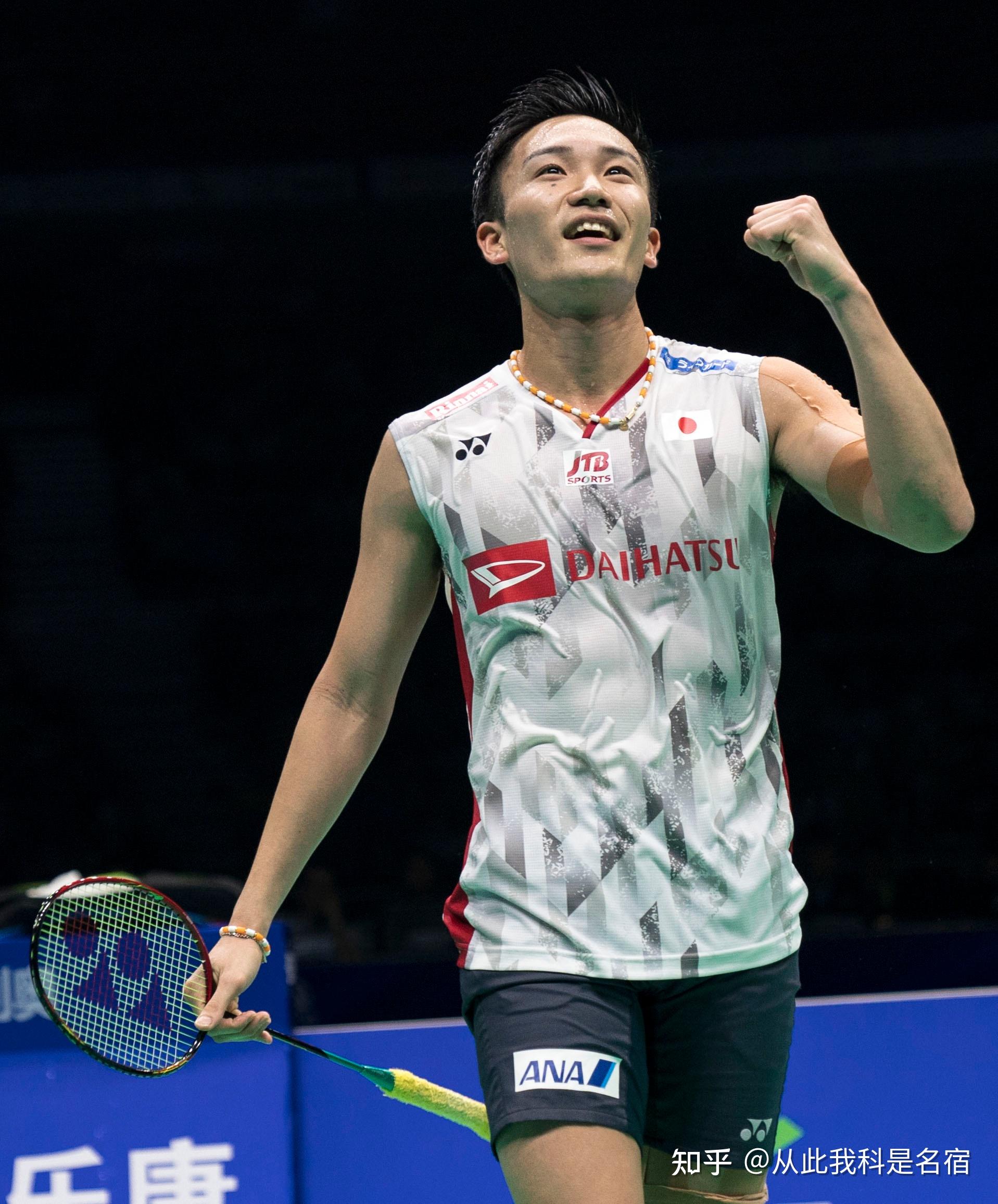 随着全球足 随着全球足