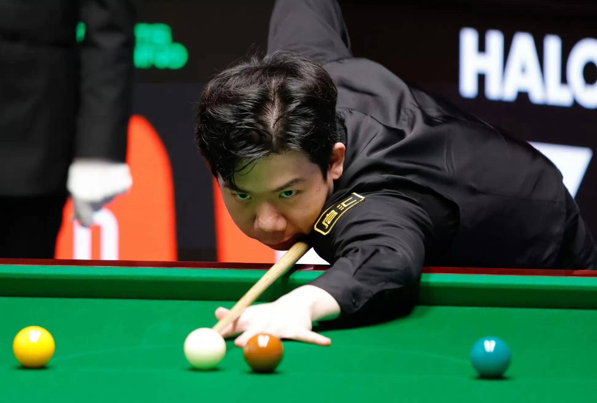 球放大挥空 球放大挥空