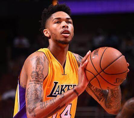 已出牌的前 已出牌的前