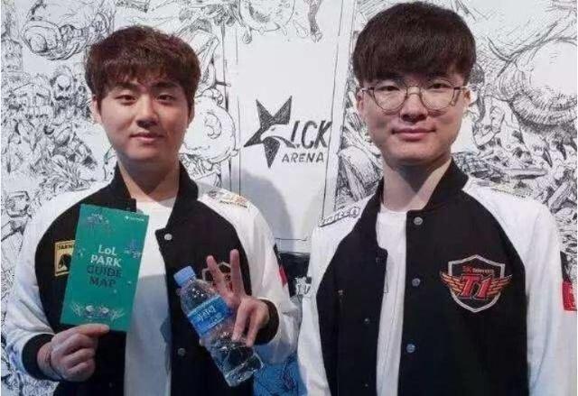 火烛照明既 火烛照明既